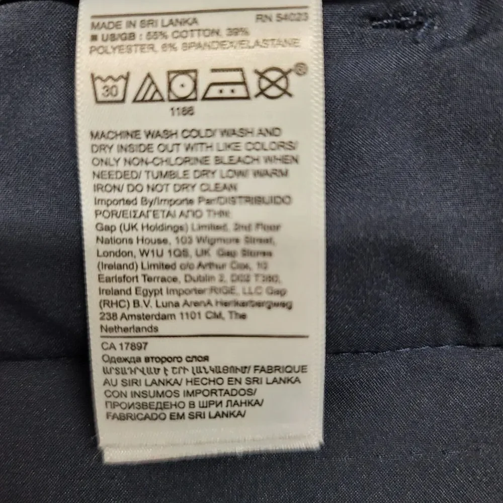 Banana Republic good overall